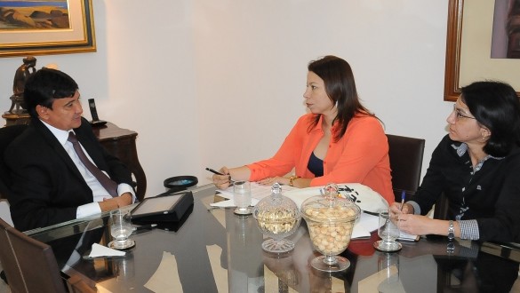 Wellington negocia com Correios expansão de agências em todos os municípios do Piauí