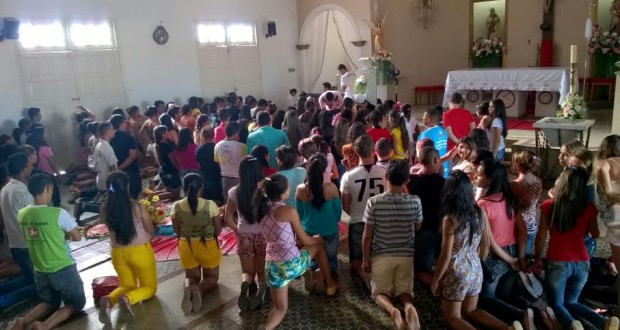 Jovens de Monsenhor Hipólito celebram 1 ano da Pastoral da Juventude