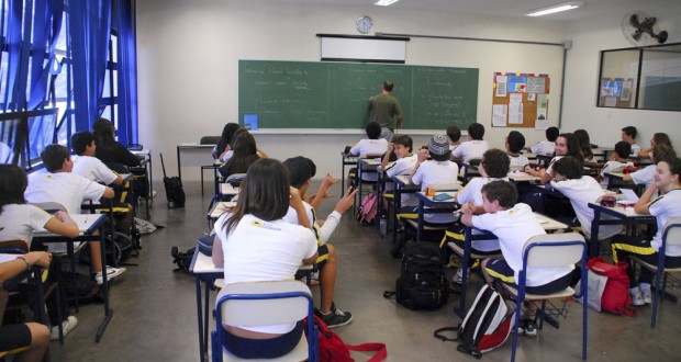 Brasil fica em 60º em ranking mundial da educação