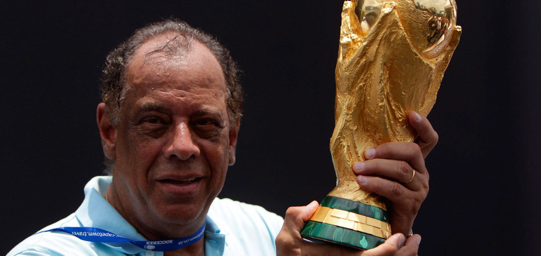 Aos 72, morre Carlos Alberto Torres, o maior dos capitães do futebol brasileiro
