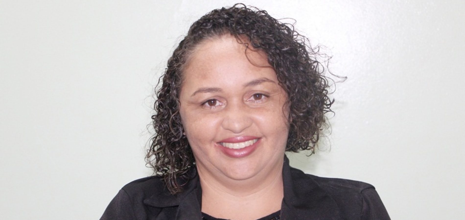 Sirlene Lopes reivindica limpeza e revitalização do açude comunitário da comunidade Pitombeira