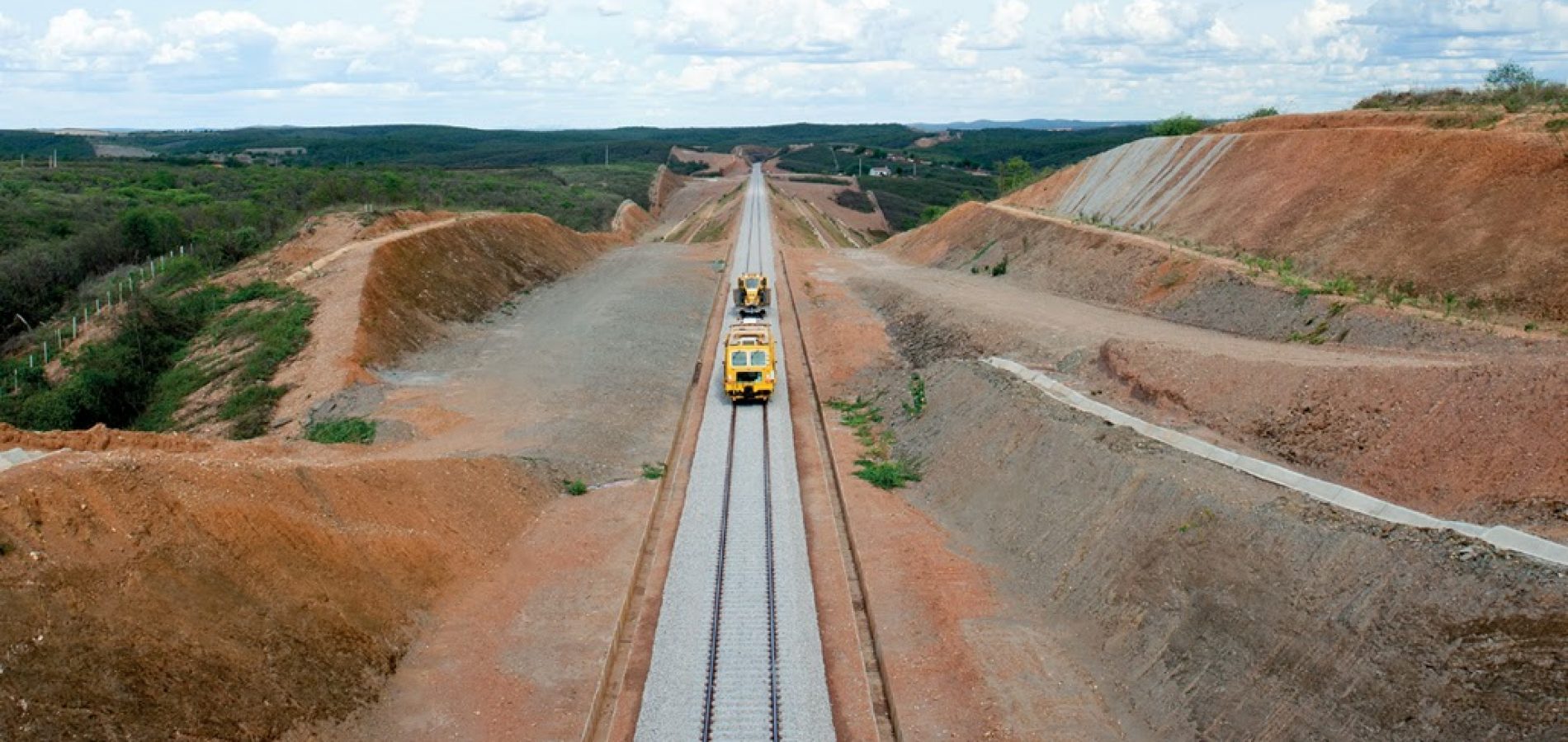 Governo Federal retoma obra da ferrovia Transnordestina