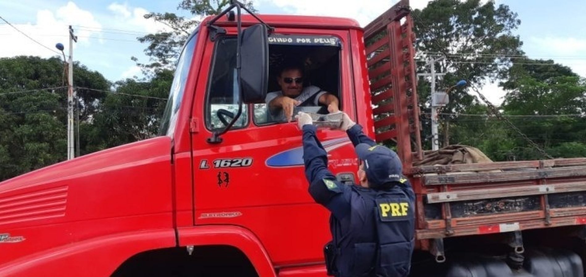 Mais de 1.500 caminhoneiros já foram atendidos por ações apoiadas pela PRF no Piauí
