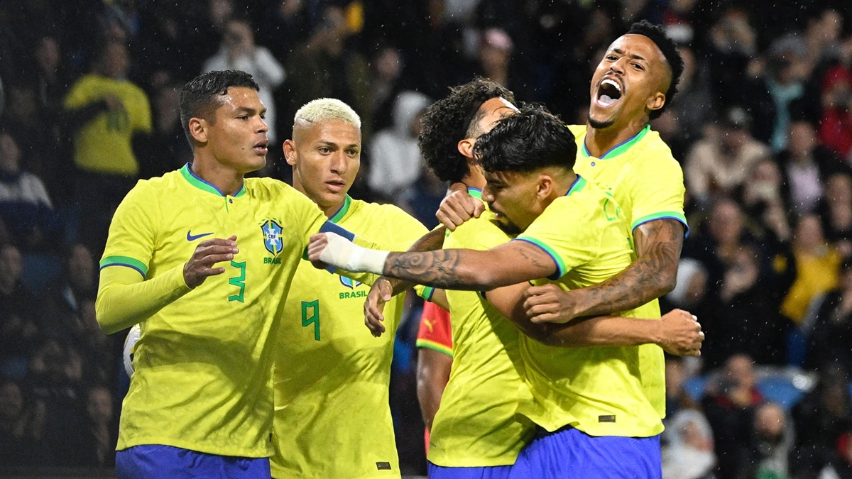 Escalação da Seleção: Tite mantém Militão e vai repetir escalação pela  primeira vez na Copa, seleção brasileira